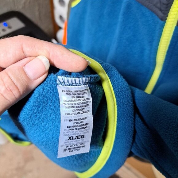 Head Fleece Vest XL Outdoors Camping Hiking Fall Gardening Bonfires - Picture 4 of 4